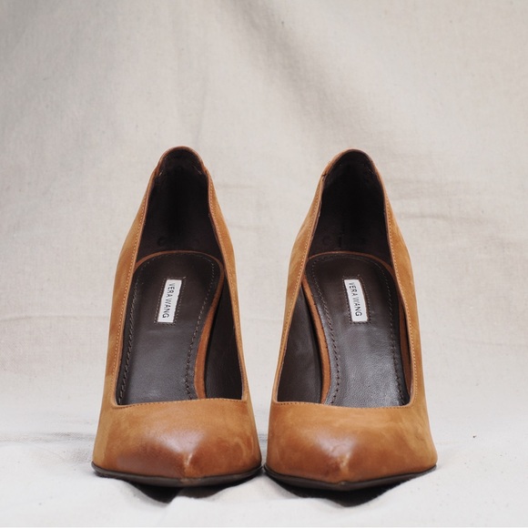 Vera Wang Brown Leather Suede Heels Made in Italy - Size 6 1/2 - Picture 2 of 15